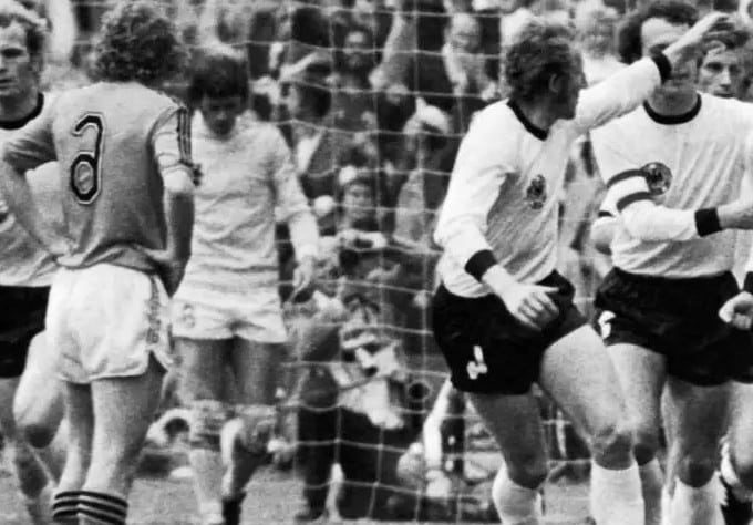 ประวัติสโมสรบาเยิร์นมิวนิค ยุคแรกของทีมฟุตบอล (2)