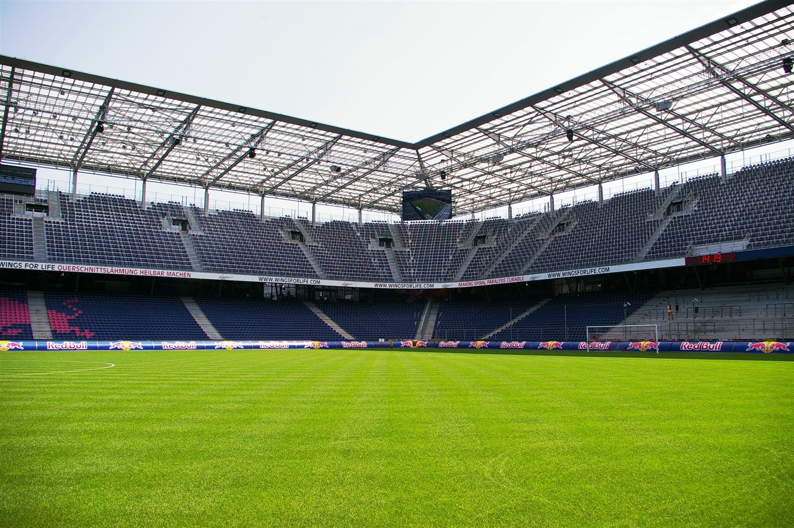 สนาม Stadion Salzburg สถานที่แข่งขันยูฟ่า ซูเปอร์คัพ 2026